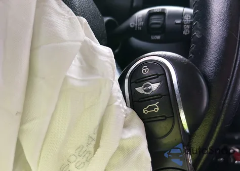 2017 Mini Hardtop Cooper z USA, uszkodzony, nr VIN WMWXU1C36H2F77033